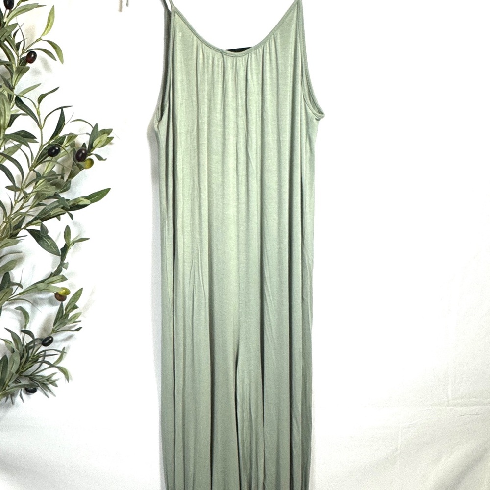 Chic Sleeveless Green Jumpsuit
